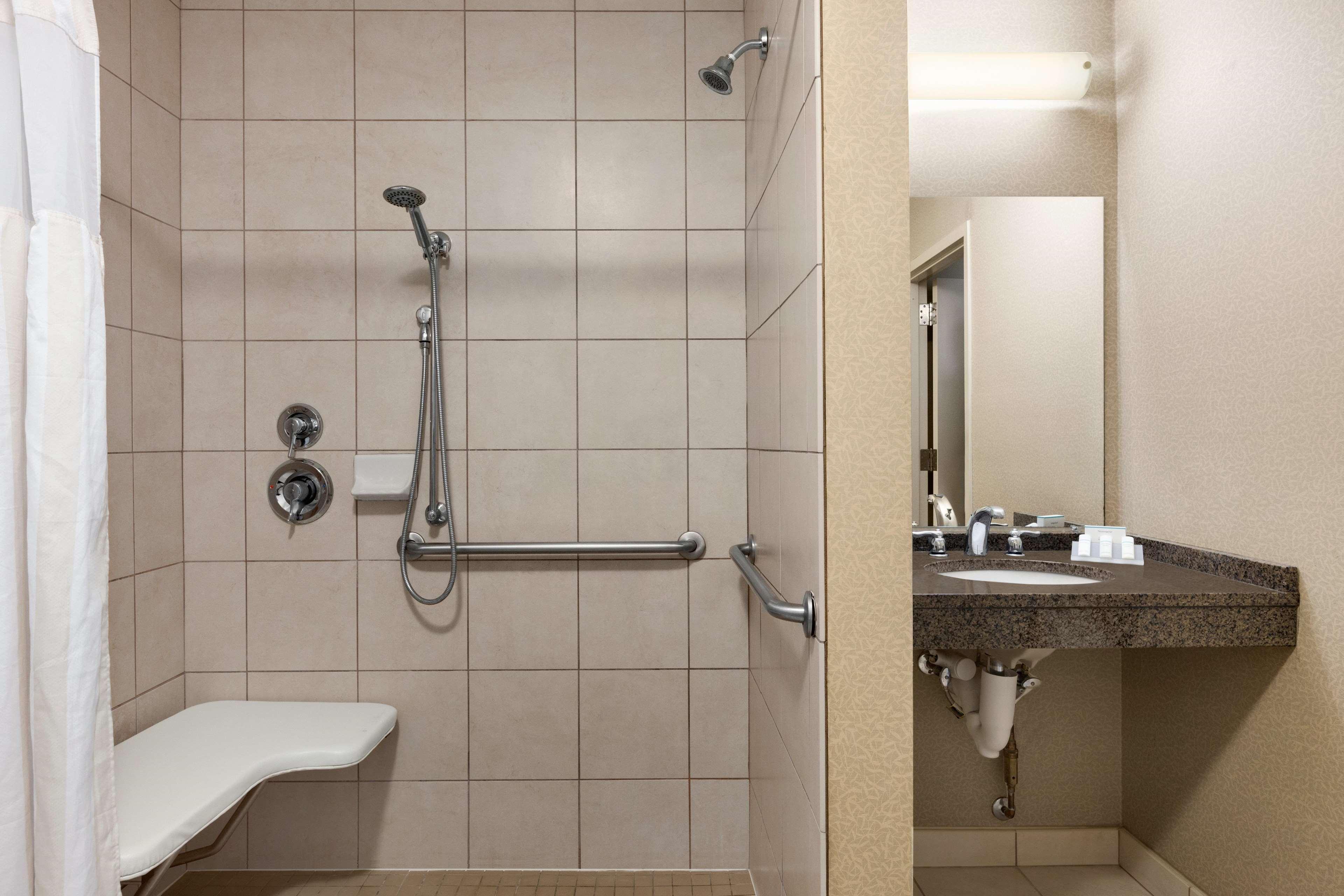 Hilton Garden Inn Dulles North Ashburn Εξωτερικό φωτογραφία