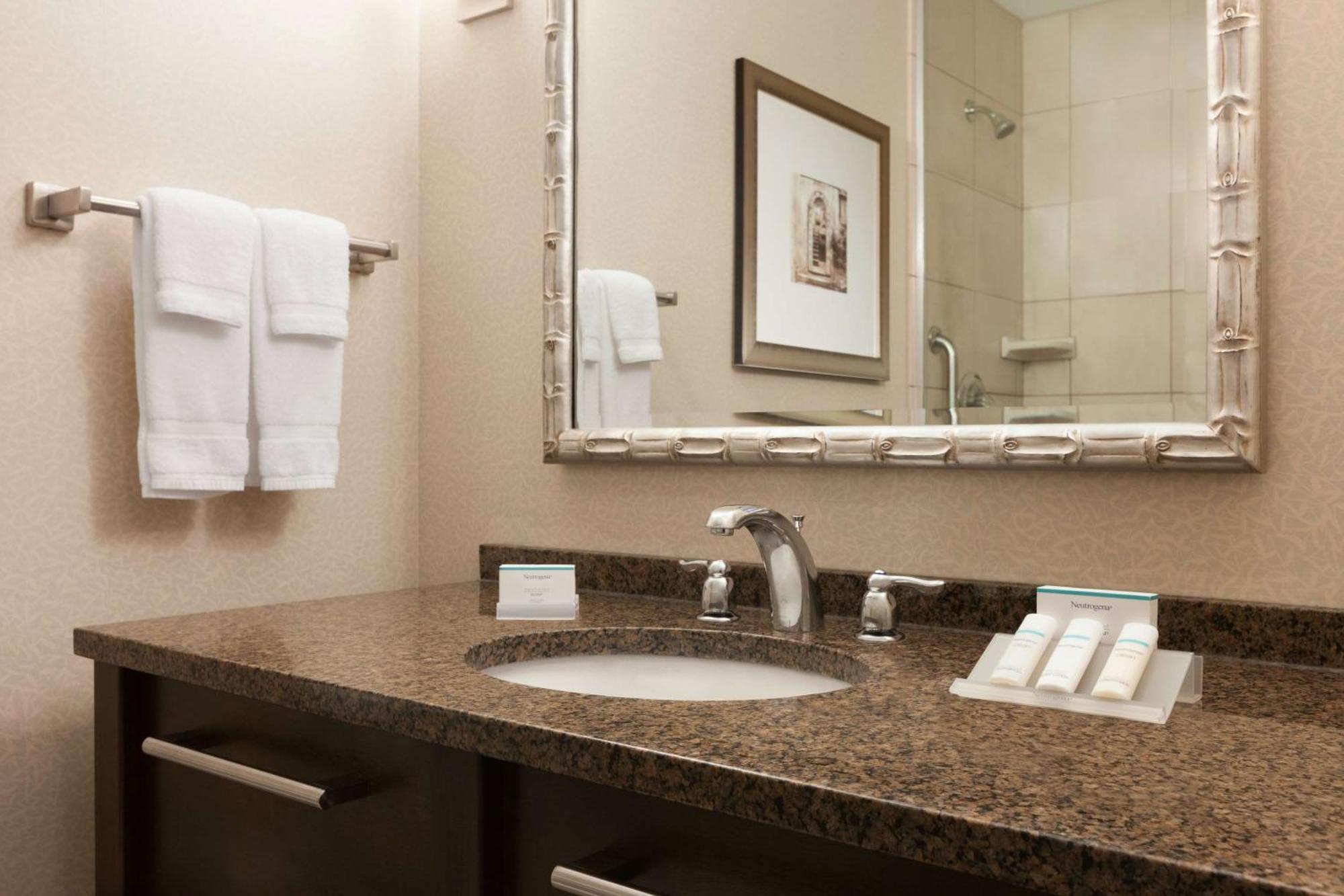 Hilton Garden Inn Dulles North Ashburn Εξωτερικό φωτογραφία